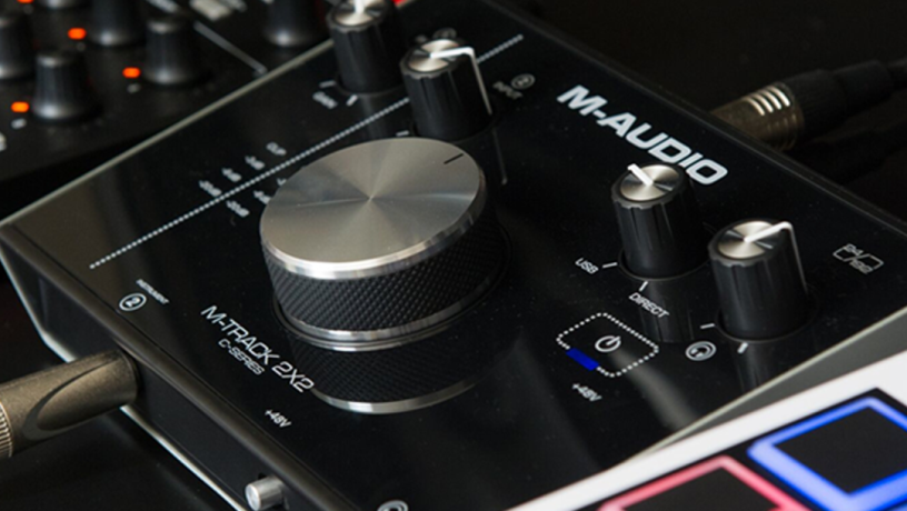 M-Audio M-Track + plugins SoftTube offerts