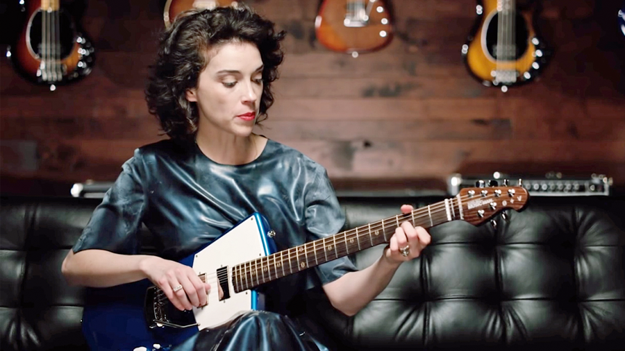 Guitare St Vincent Signature pensée pour les femmes mais pas que...