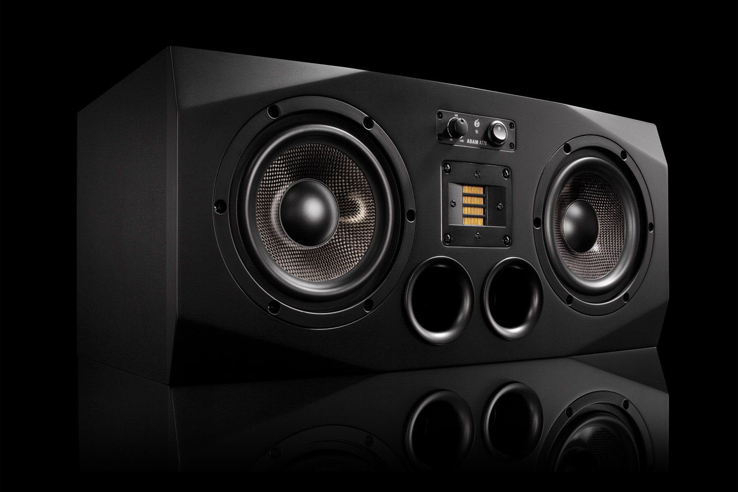 Adam A77x-a Left - La PiÈce - Enceinte Monitoring Active - Variation 3