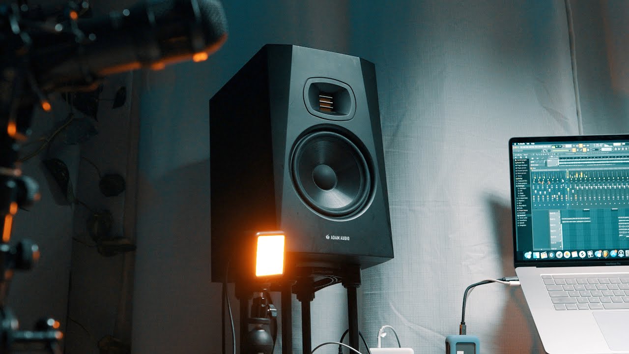 Adam T7v - La PiÈce - Enceinte Monitoring Active - Variation 4