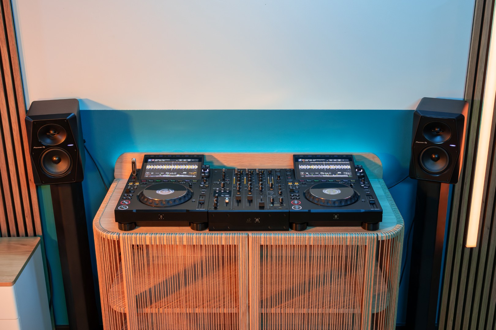 Alphatheta Djm-v5 - Table De Mixage Dj - Variation 20