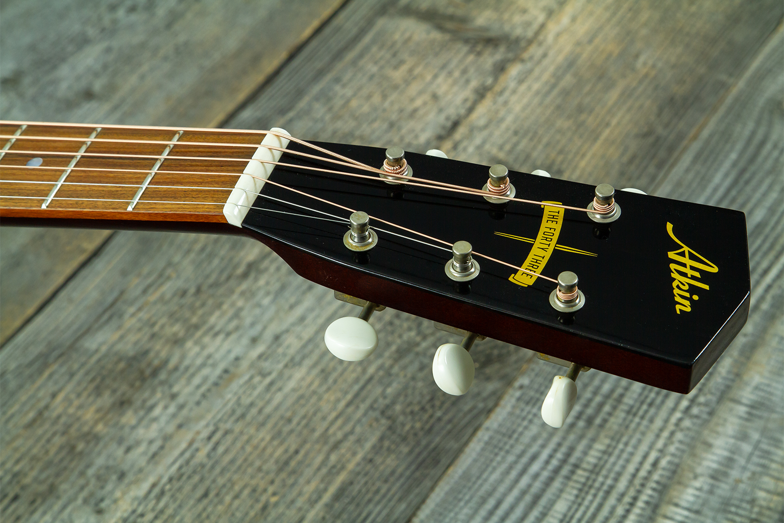 Atkin Custom Shop J43 Dreadnought Shsc Epicea Acajou Rw #4411 - Aged Sunburst - Guitare Folk - Variation 6