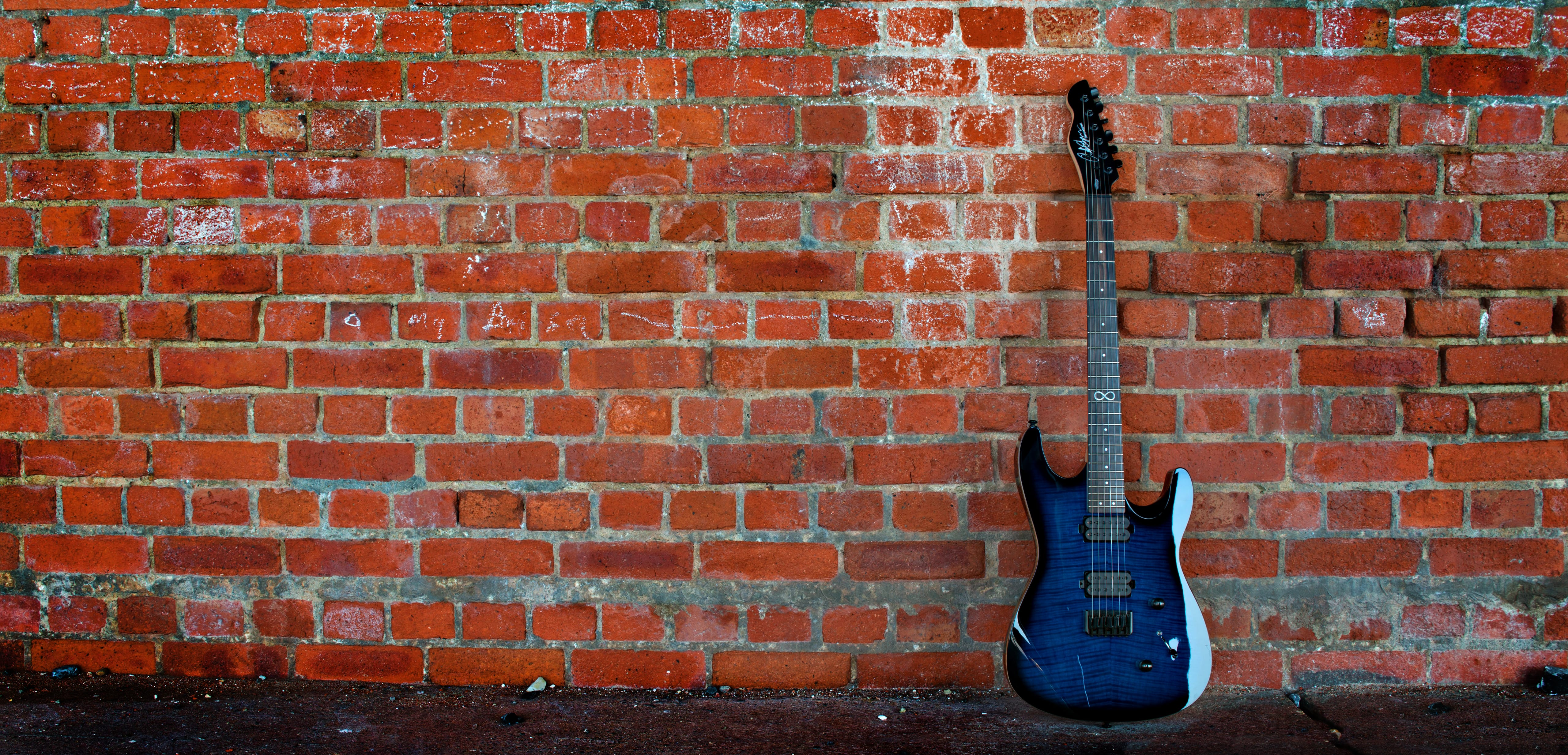 Chapman Guitars Ml1 Standard Modern V2 Hh Ht Eb - Midnight Sky - Guitare Électrique Forme Str - Variation 4