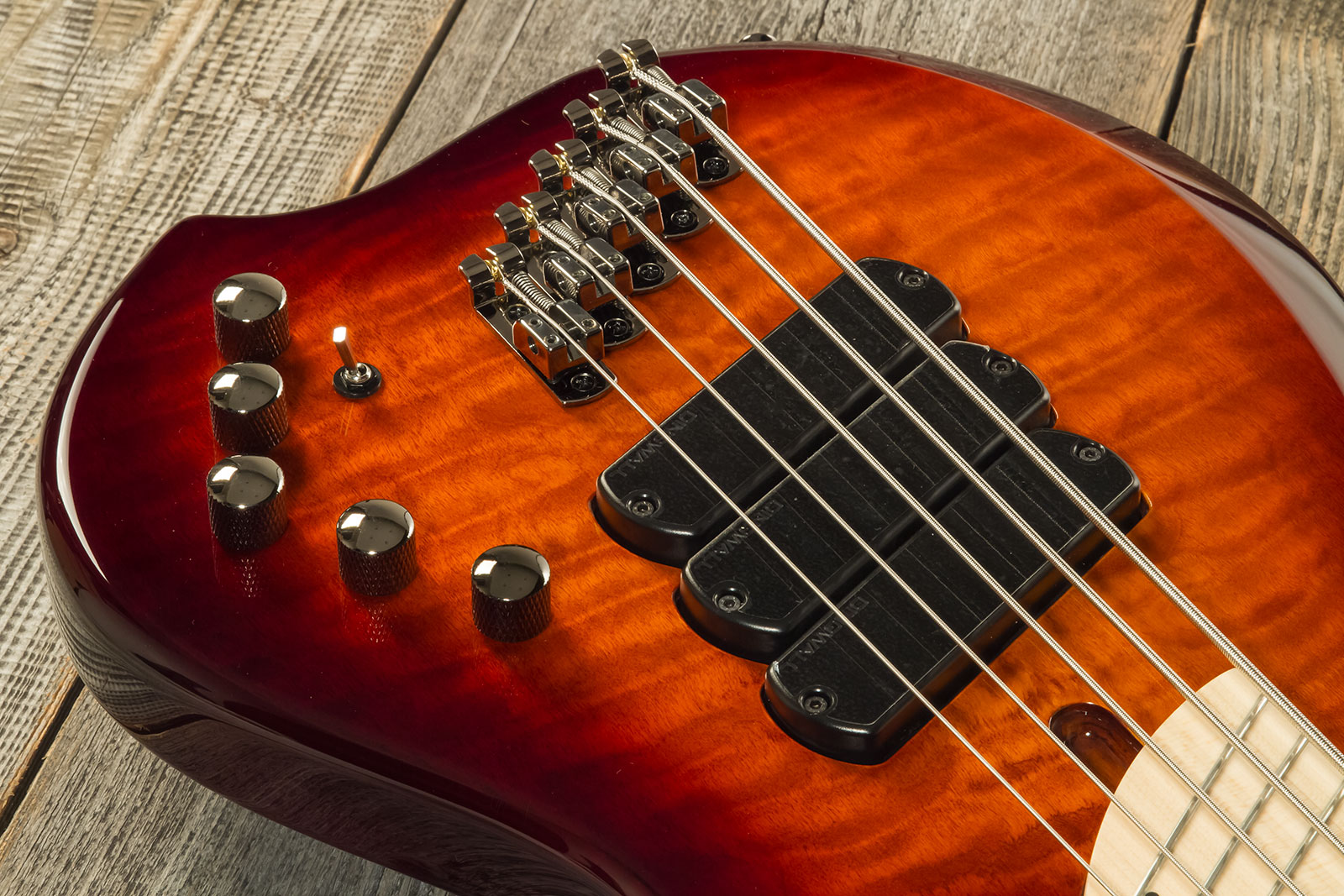 Dingwall Combustion Cb3 5c 3pu Active Mn - Vintage Burst Gloss - Basse Électrique Solid Body - Variation 3