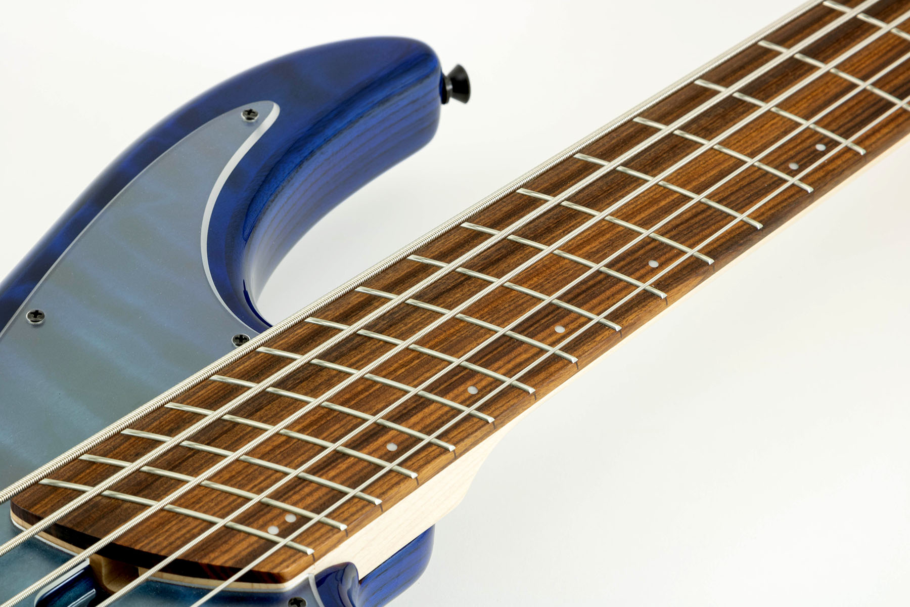 Dingwall Combustion Nashville Cn3 5c 3pu Active Pf - Indigo Burst - Basse Électrique Solid Body - Variation 5