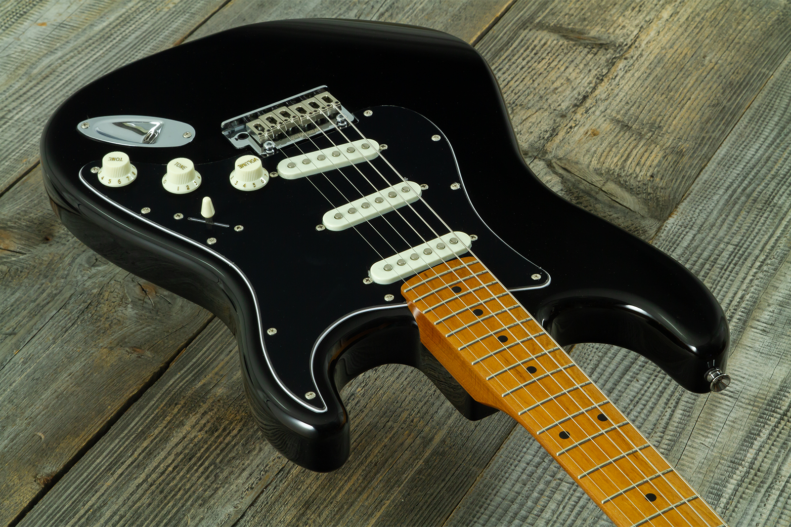 Eastone St100r-blk-mn 3s Trem Mn - Black - Guitare Électrique Forme Str - Variation 2