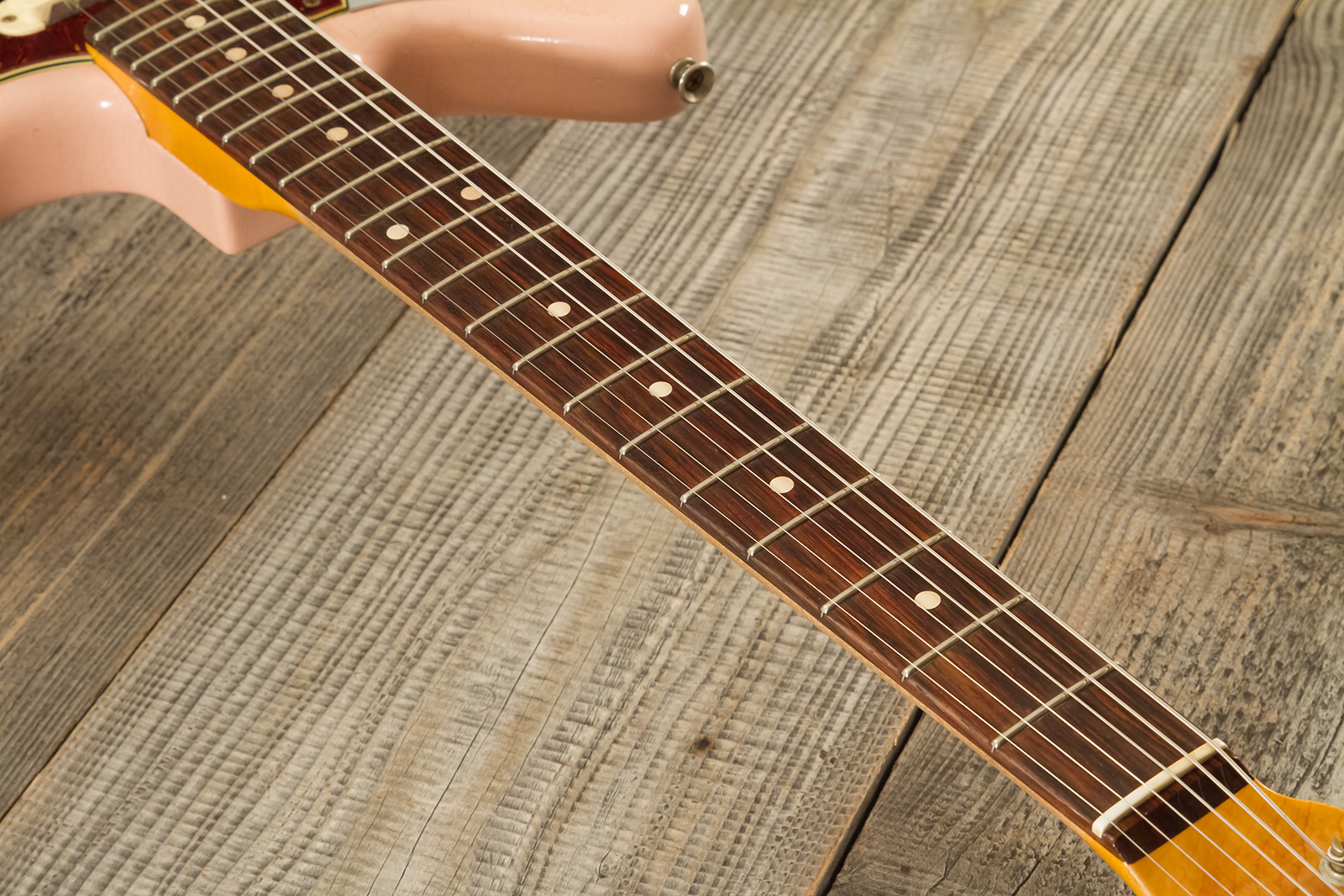 Fender Custom Shop Jaguar 1962 Shsc 2s Trem Rw #r141280 - Heavy Relic Shell Pink O. 3-color Sunburst - Guitare Électrique RÉtro Rock - Variation 6