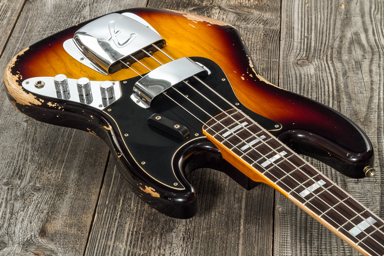 Fender Custom Shop Jazz Bass Custom Rw #cz575919 - Heavy Relic 3-color Sunburst - Basse Électrique Solid Body - Variation 3