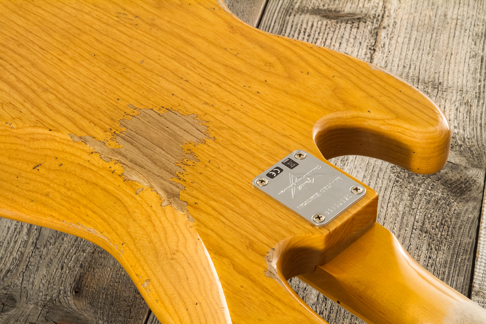 Fender Custom Shop Jazz Bass Custom Rw - Heavy Relic Aged Natural - Basse Électrique Solid Body - Variation 12