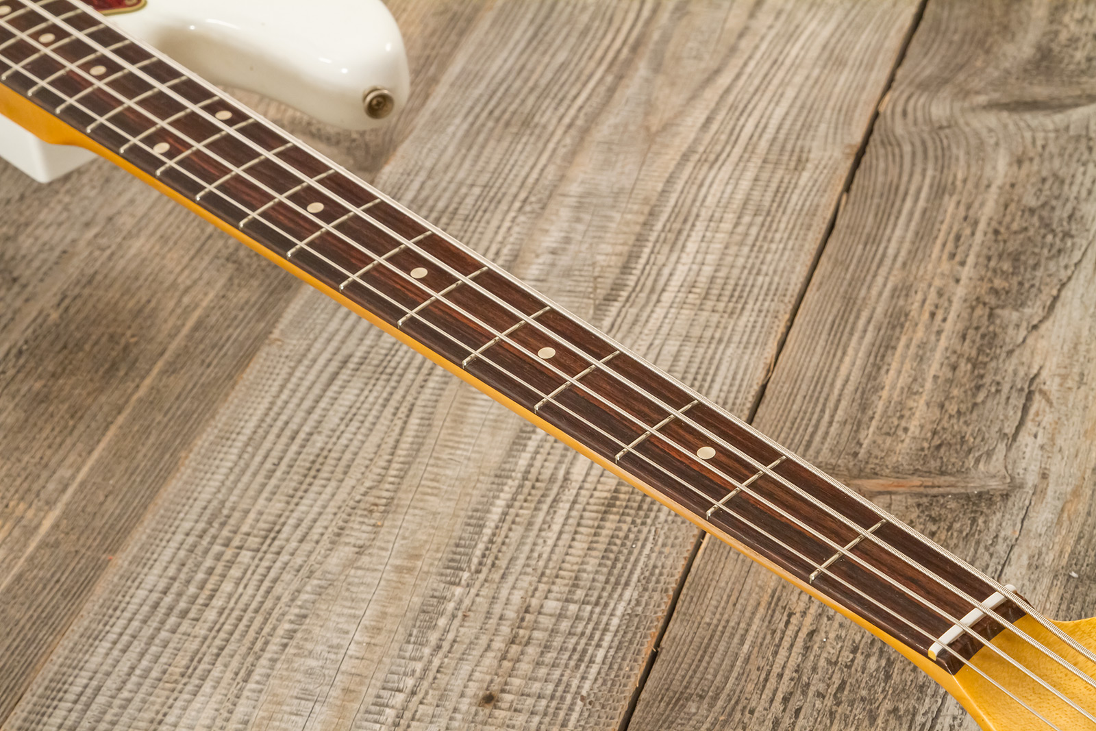 Fender Custom Shop Jazzbass 1964 Rw #r145112 - Journeyman Relic Olympic White - Basse Électrique Solid Body - Variation 6