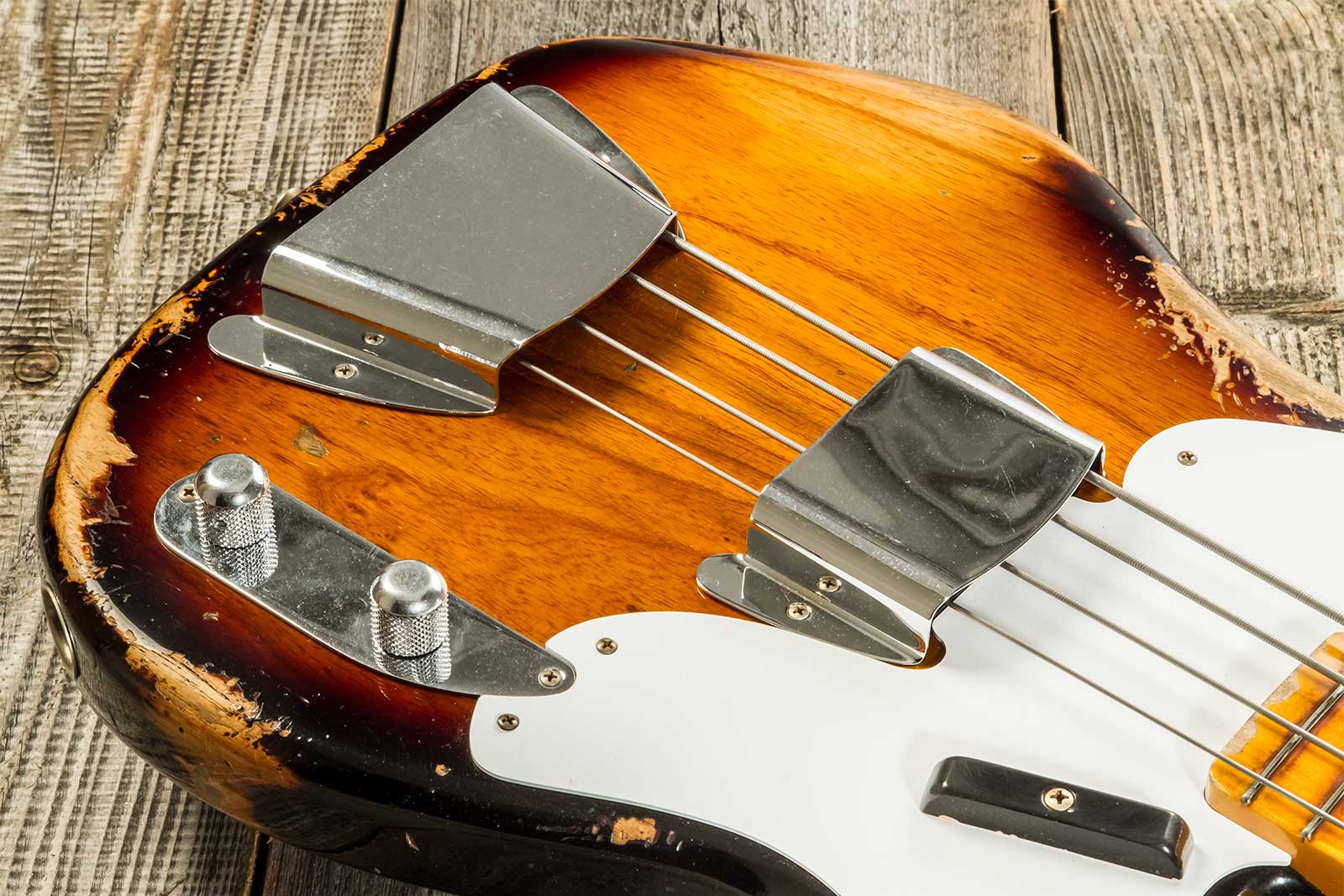 Fender Custom Shop Precision Bass 1955 Mn #r133839 - Heavy Relic 2-color Sunburst - Basse Électrique Solid Body - Variation 3