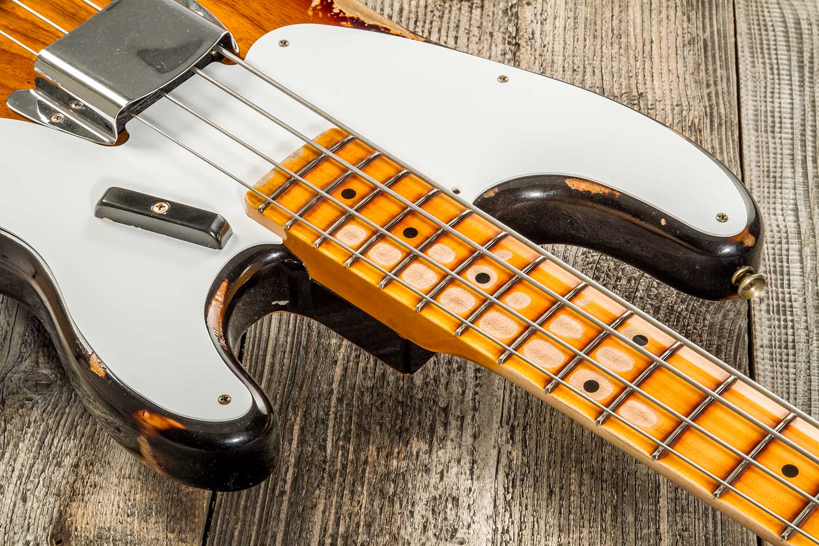 Fender Custom Shop Precision Bass 1955 Mn #r133839 - Heavy Relic 2-color Sunburst - Basse Électrique Solid Body - Variation 4