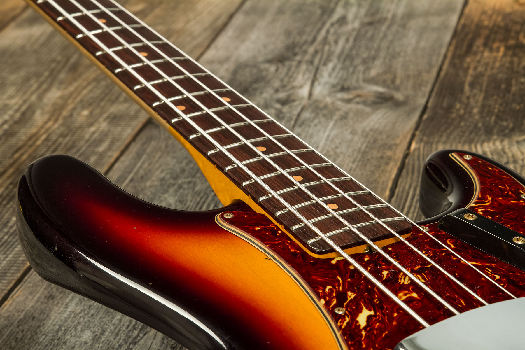 Fender Custom Shop Precision Bass 1963 Rw #cz56919 - Journeyman Relic 3-color Sunburst - Basse Électrique Solid Body - Variation 4