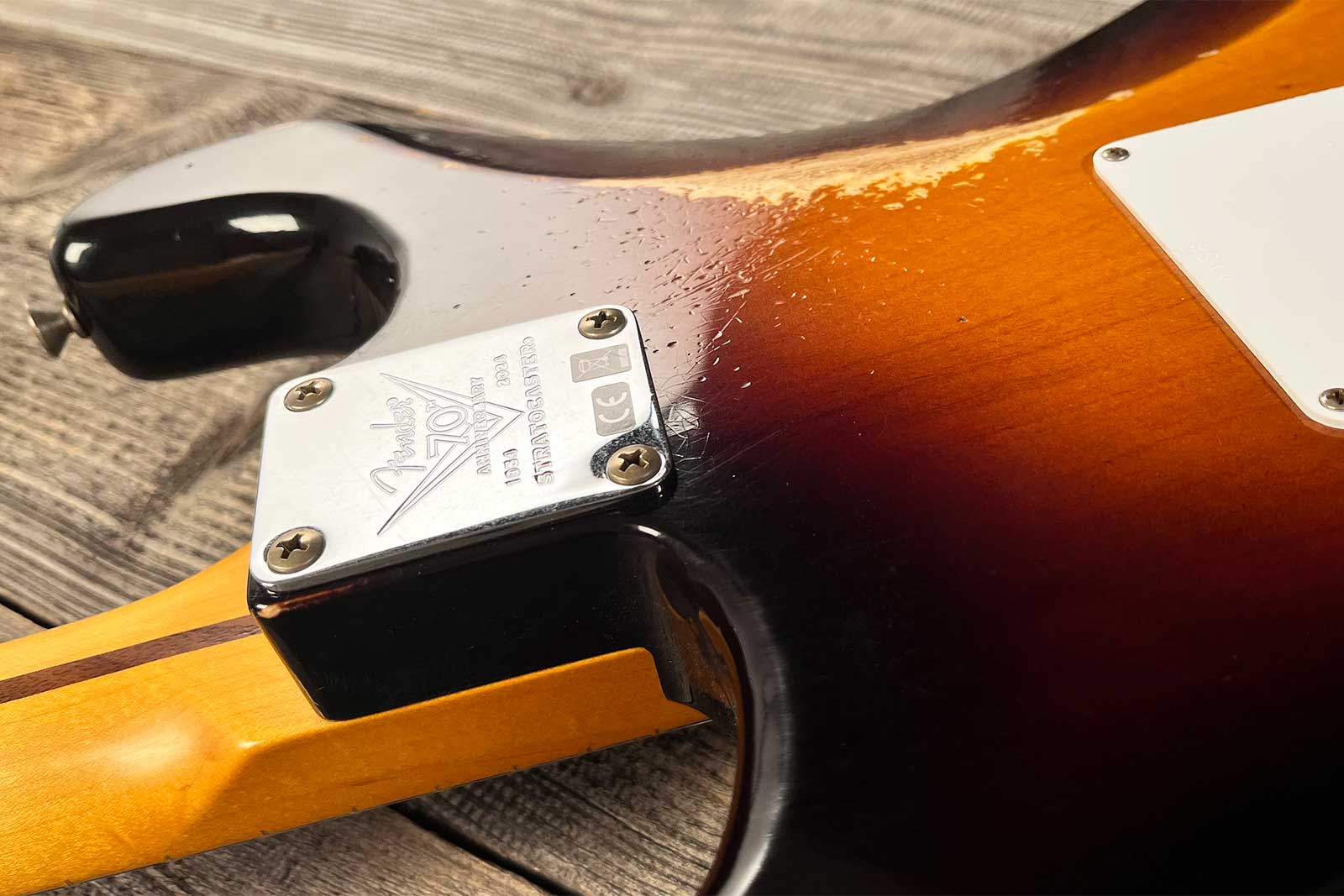 Fender Custom Shop Strat 1954 70th Anniv. 3s Trem Mn #xn4158 - Relic Wide-fade 2-color Sunburst - Guitare Électrique Forme Str - Variation 8