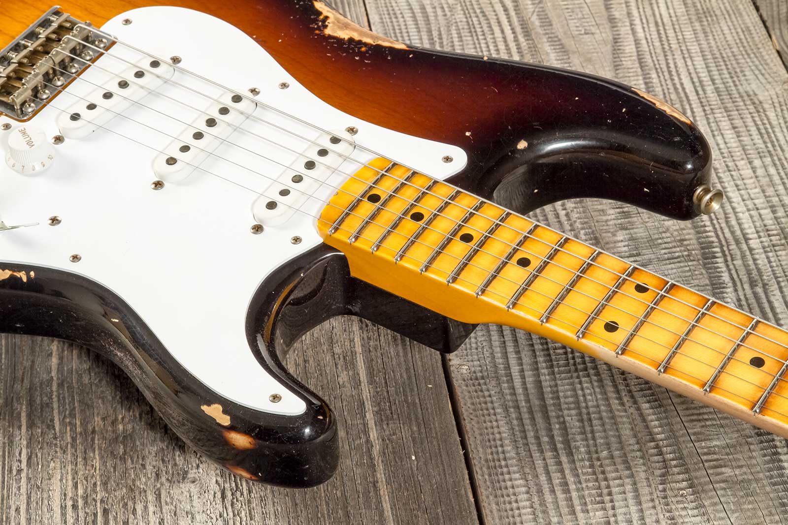 Fender Custom Shop Strat 1954 70th Anniv. 3s Trem Mn #xn4316 - Relic Wide Fade 2-color Sunburst - Guitare Électrique Forme Str - Variation 4