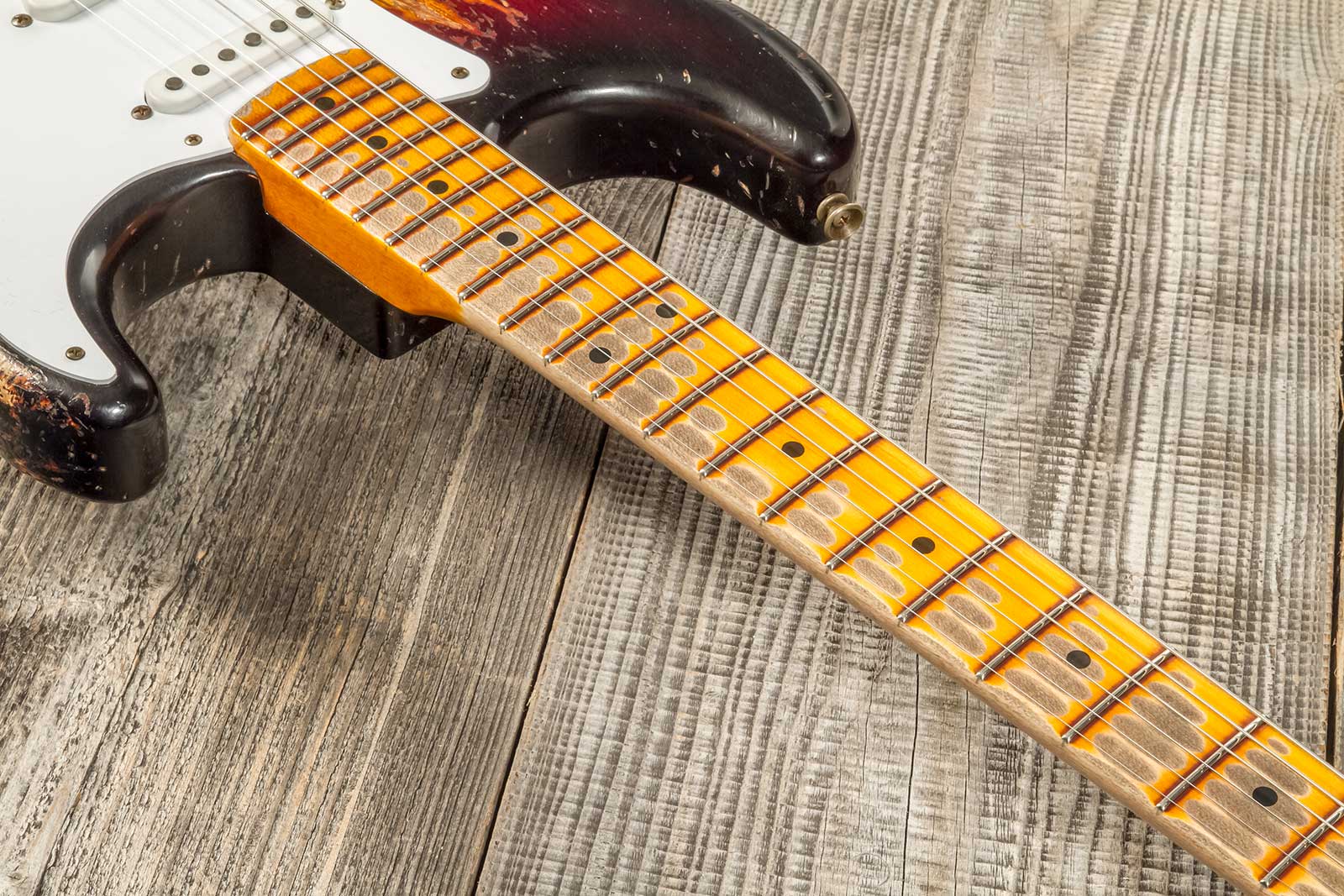Fender Custom Shop Strat 1954 70th Anniv. Mn #xn4378 - Super Heavy Relic 2-color Sunburst - Guitare Électrique Forme Str - Variation 4