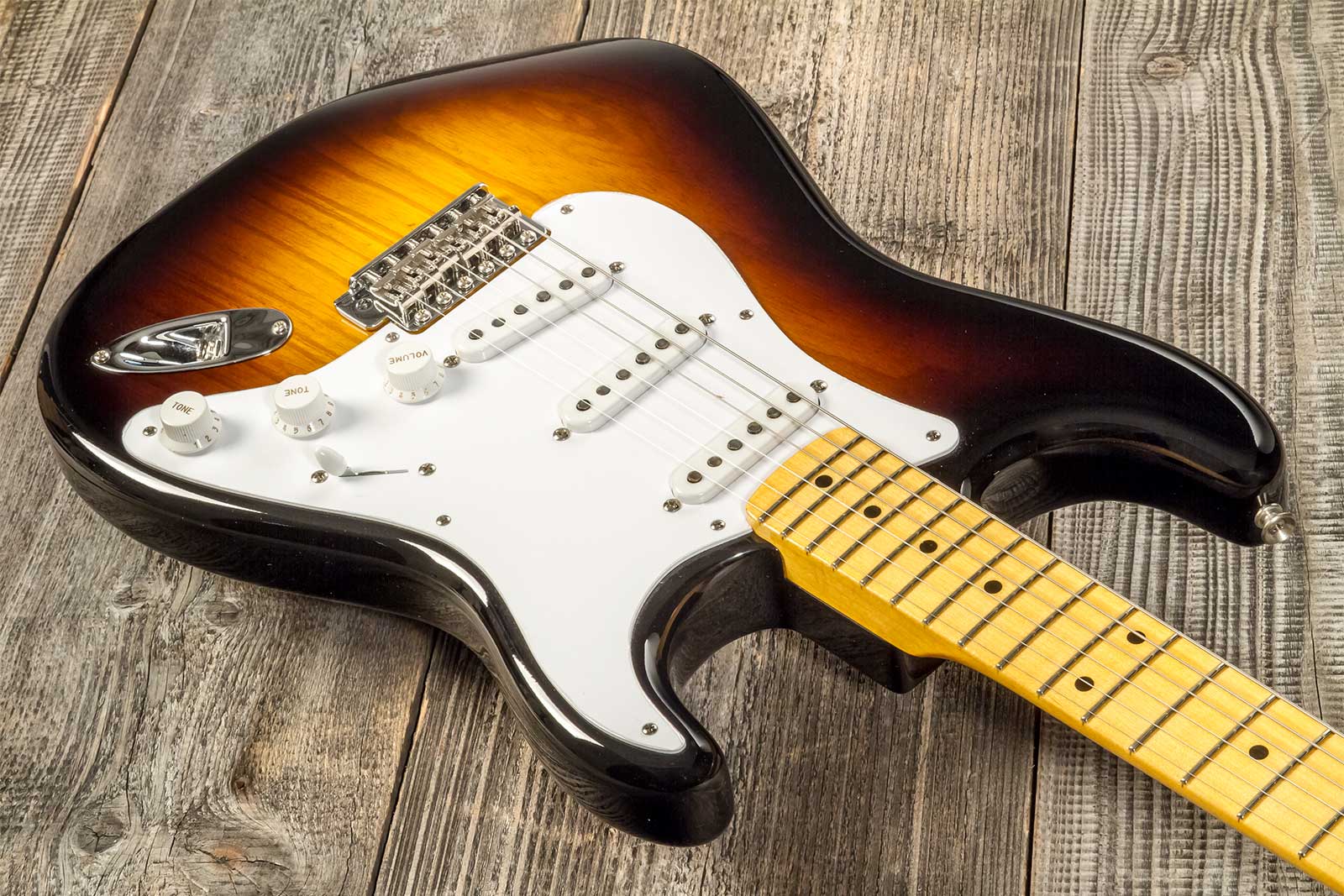 Fender Custom Shop Strat 1954 70th Anniv. 3s Trem Mn #xn4597 - Time Capsule Wide Fade 2-color Sunburst - Guitare Électrique Forme Str - Variation 2