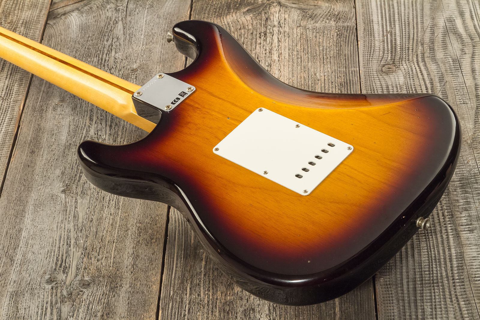 Fender Custom Shop Strat 1955 3s Trem Mn #r130058 - Journeyman Relic 2-color Sunburst - Guitare Électrique Forme Str - Variation 6