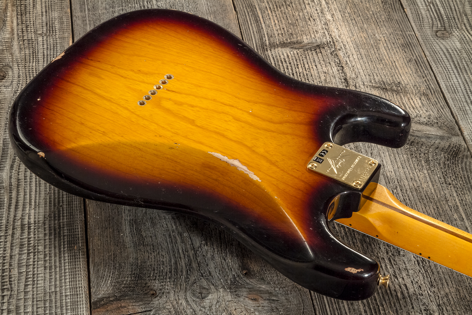 Fender Custom Shop Strat 1956 Hardtail Gold Hardware 3s Ht Mn #cz565119 - Relic Faded 2-color Sunburst - Guitare Électrique Forme Str - Variation 6