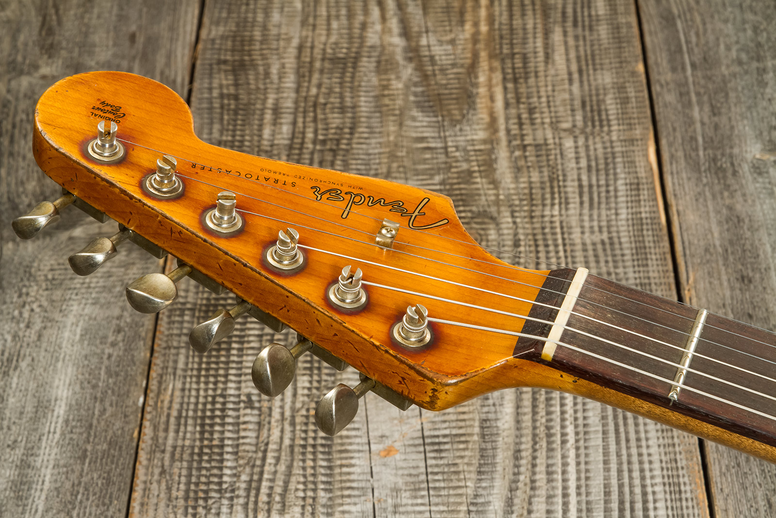 Fender Custom Shop Strat 1961 3s Trem Rw #cz576153 - Super Heavy Relic Black O. 3-color Sunburst - Guitare Électrique Forme Str - Variation 9