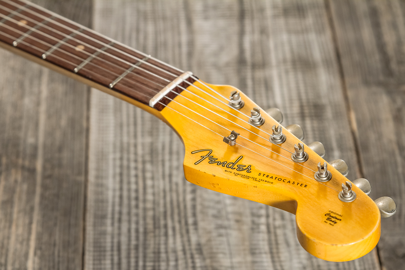 Fender Custom Shop Strat 1962/63 3s Trem Rw - Journeyman Relic Olympic White - Guitare Électrique Forme Str - Variation 7