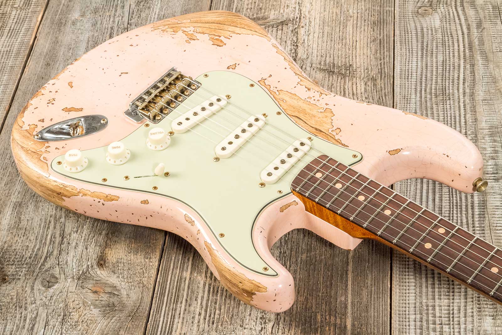Fender Custom Shop Strat 1963 3s Trem Rw #r136150 - Super Heavy Relic Shell Pink - Guitare Électrique Forme Str - Variation 2
