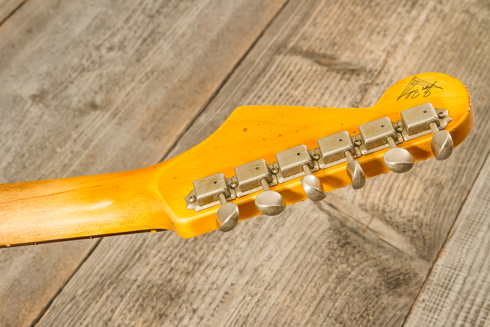 Fender Custom Shop Strat 1963 3s Trem Rw #r139911 - Relic Lake Placid Blue - Guitare Électrique Forme Str - Variation 11