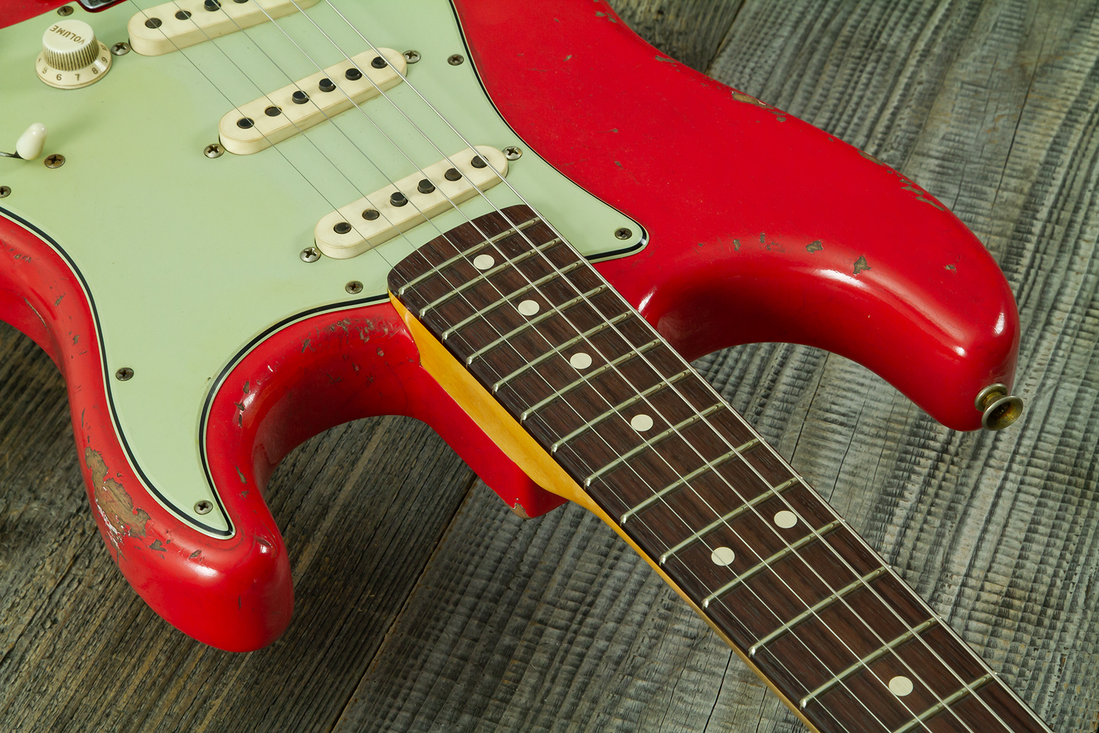Fender Custom Shop Strat 1963 Mb A.macnutt 3s Trem Rw #r144111 - Relic Fiesta Red - Guitare Électrique Forme Str - Variation 6