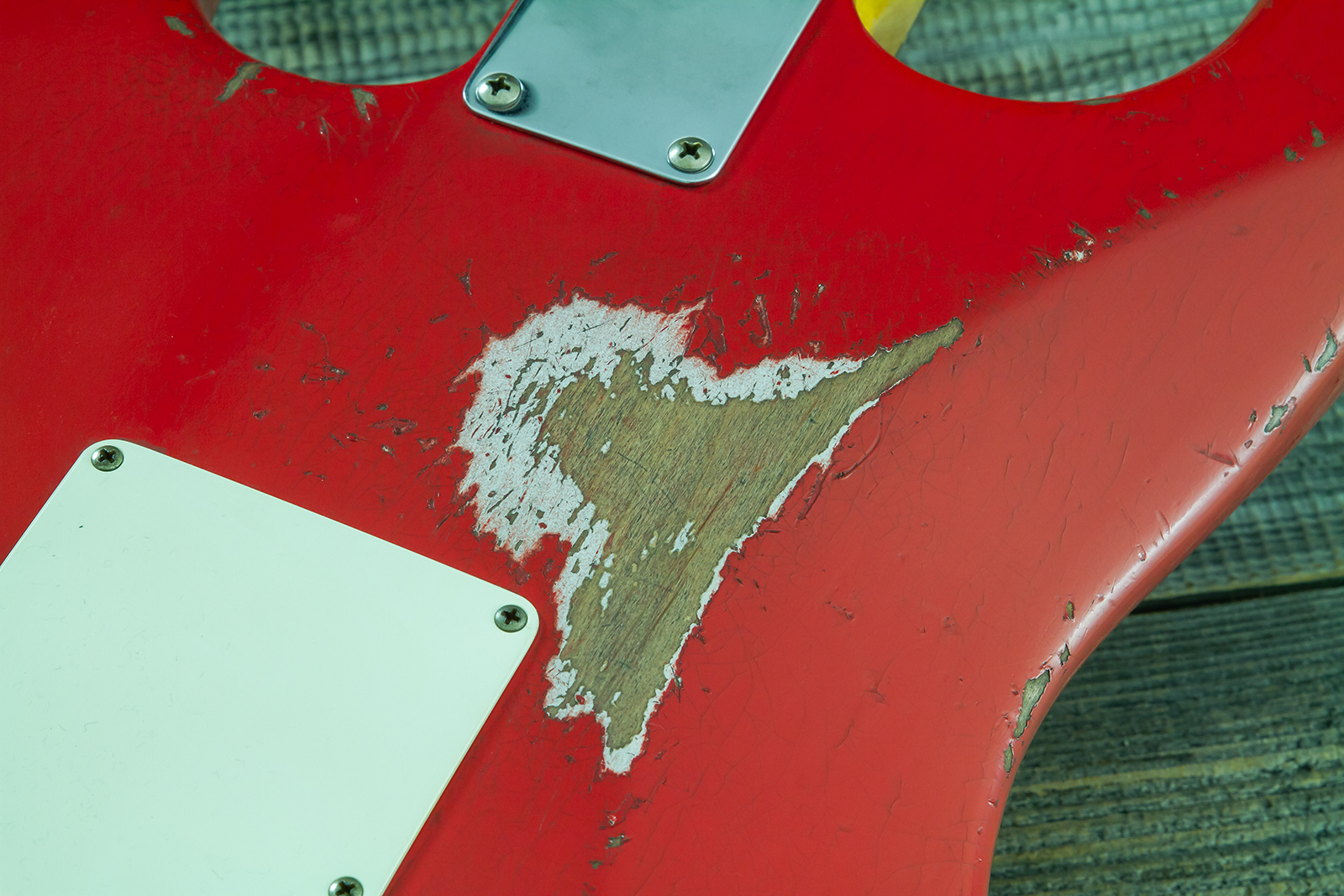 Fender Custom Shop Strat 1963 Mb A.macnutt 3s Trem Rw #r144111 - Relic Fiesta Red - Guitare Électrique Forme Str - Variation 9