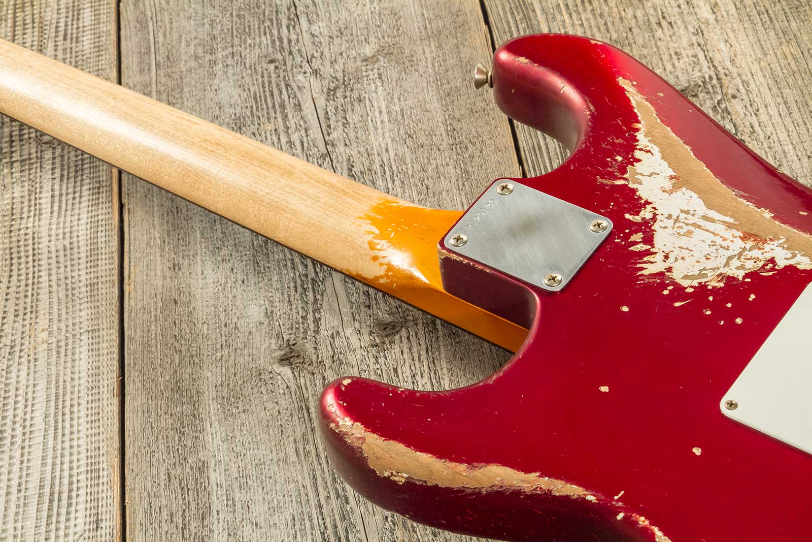 Fender Custom Shop Strat 1964 Masterbuilt P.waller 3s Trem Rw #r129130 - Heavy Relic Candy Apple Red - Guitare Électrique Forme Str - Variation 5