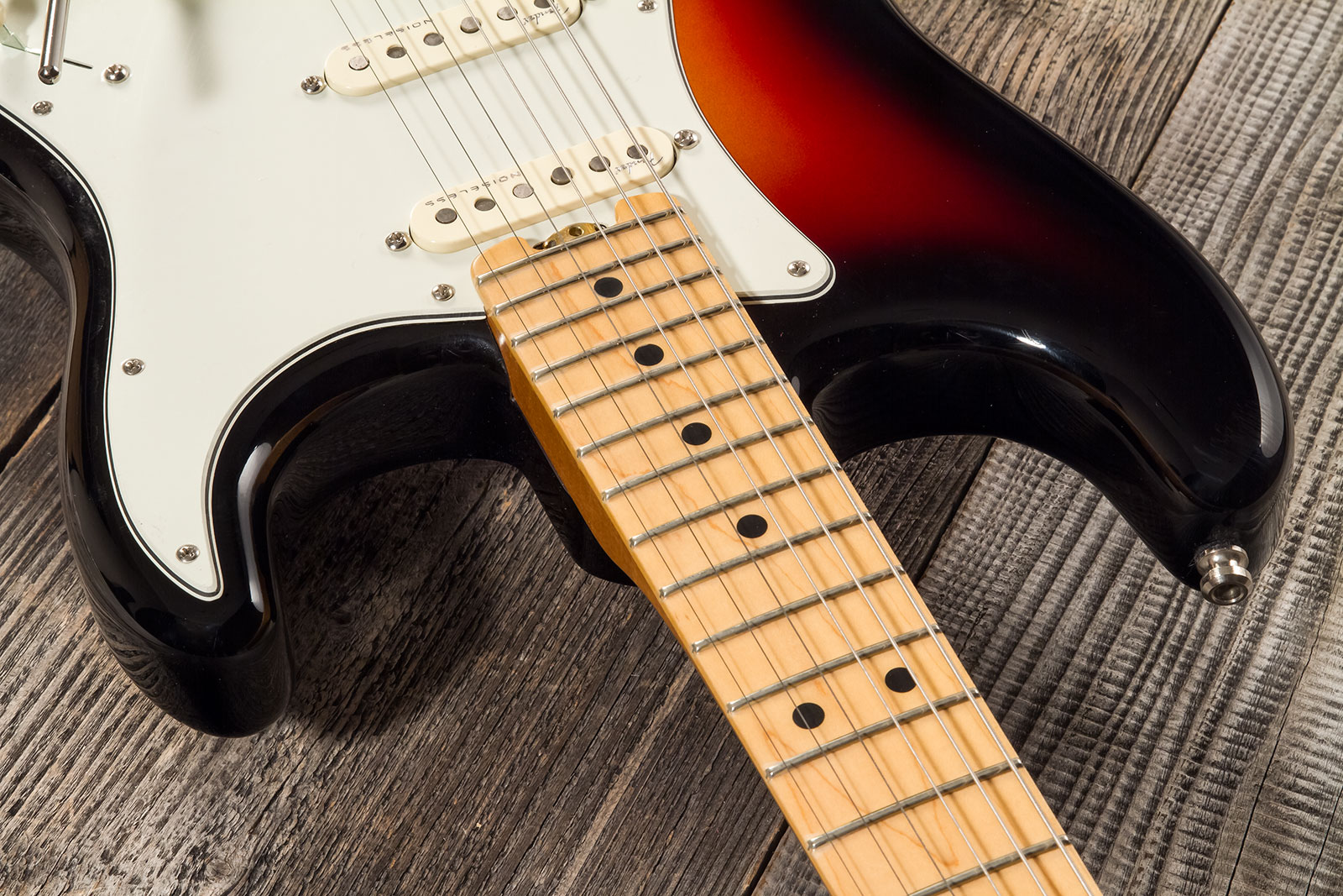 Fender Custom Shop Strat Elite 3s Trem Mn #xn15588 - Nos 3-color Sunburst - Guitare Électrique Forme Str - Variation 4