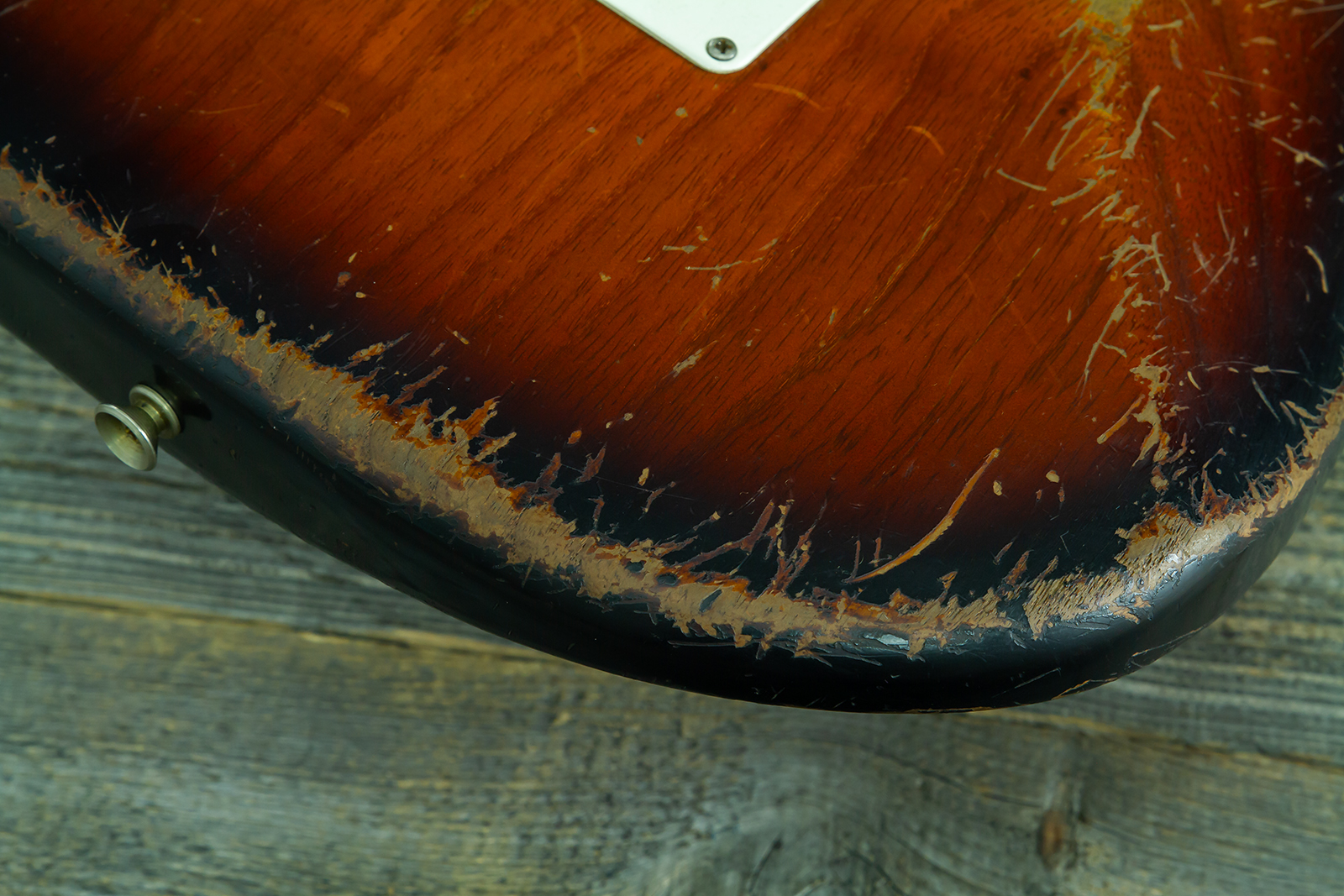 Fender Custom Shop Strat Late 1959 Mb A.macnutt 3s Trem Rw #r147577 - Heavy Relic 2-color Sunburst - Guitare Électrique Forme Str - Variation 9