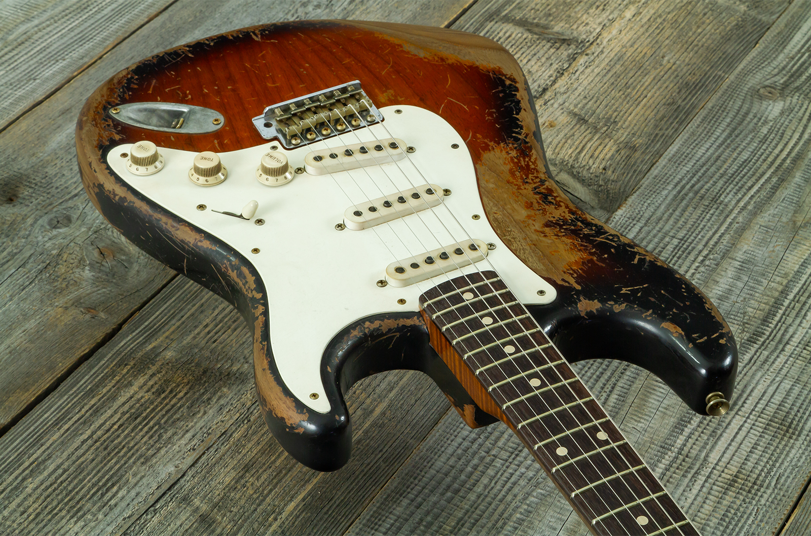 Fender Custom Shop Strat Late 1959 Mb A.macnutt 3s Trem Rw #r147577 - Heavy Relic 2-color Sunburst - Guitare Électrique Forme Str - Variation 6