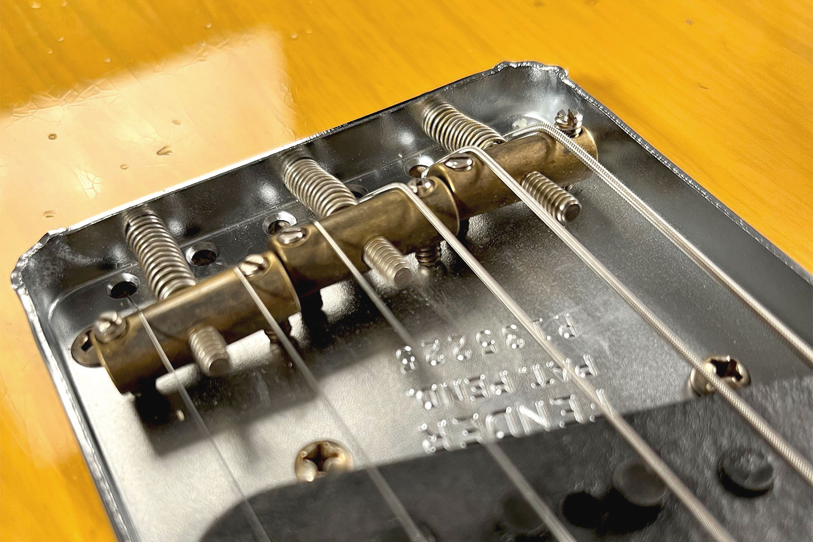 Fender Custom Shop Tele 1952 2s Ht Mn #r135225 - Relic Aged Buttercotch Blonde - Guitare Électrique Forme Tel - Variation 5