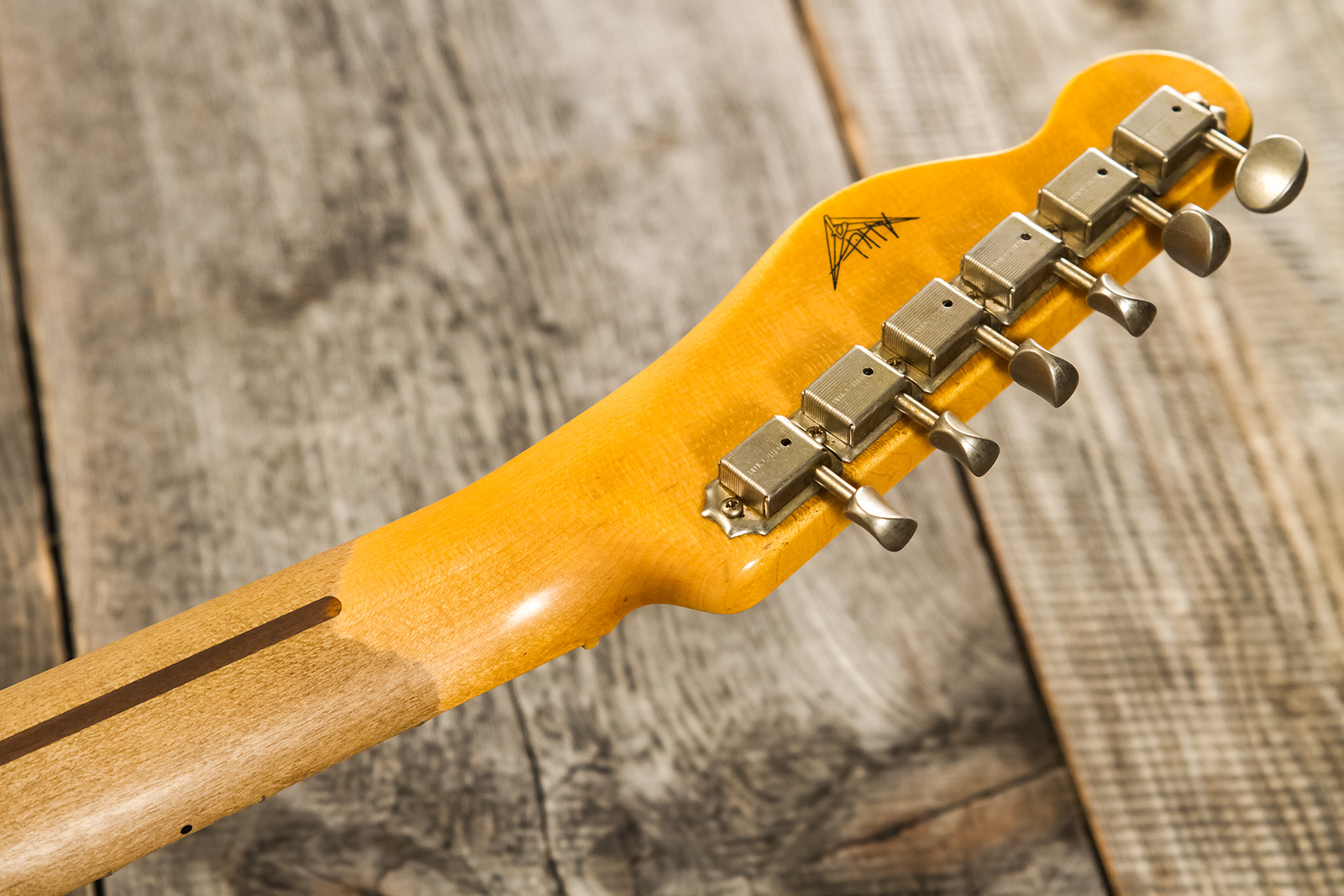 Fender Custom Shop Tele 1952 Masterbuilt A.hicks 2s Ht Mn #r126811 - Relic Smoked Butterscotch Blonde - Guitare Électrique Forme Tel - Variation 11