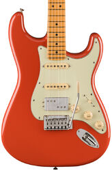 Guitare électrique forme str Fender Player Stratocaster Plus HSS (MEX, MN) - Fiesta red