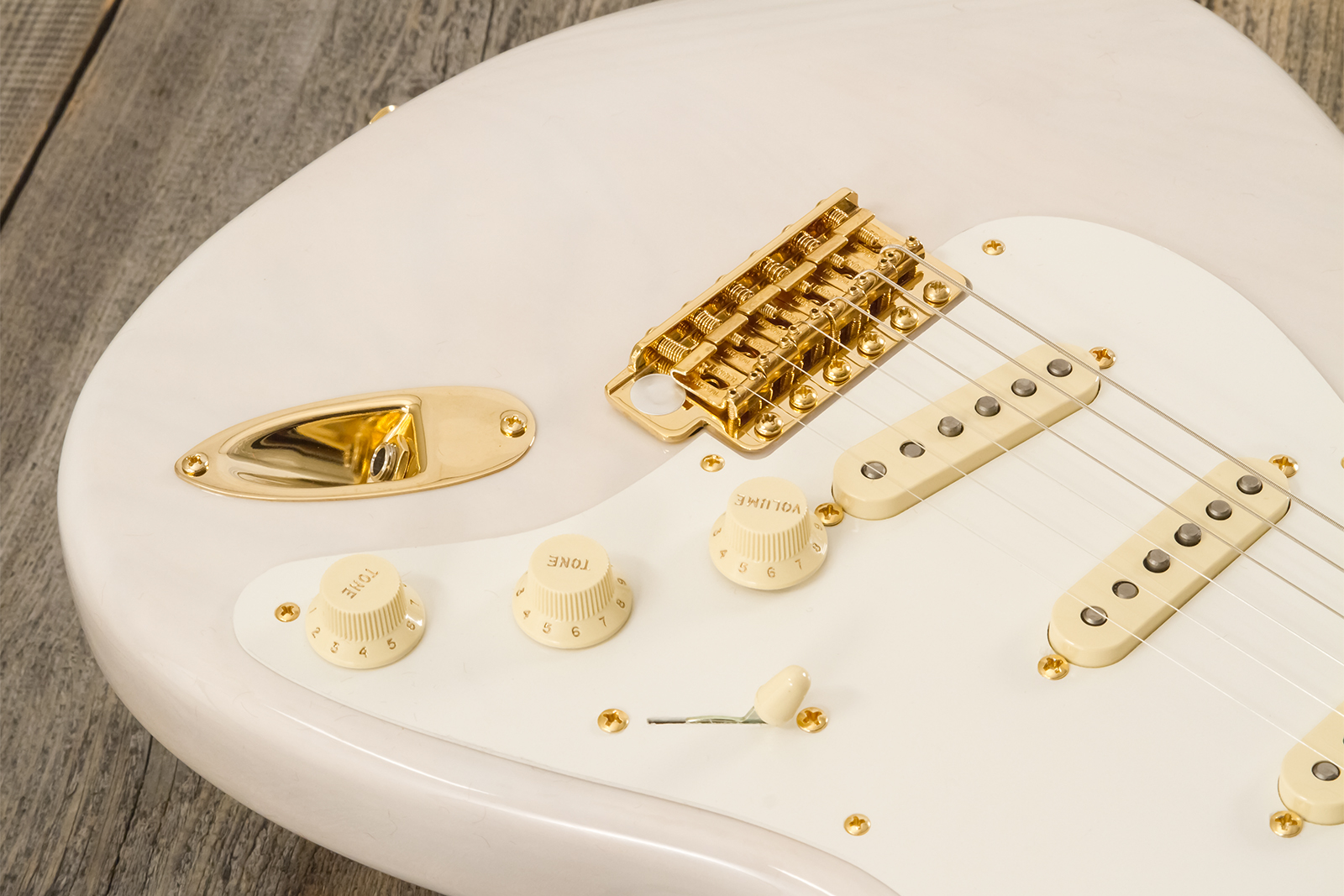 Fender Strat 1957 American Vintage Ii Ltd Usa 3s Trem Mn - White Blonde - Guitare Électrique Forme Str - Variation 4