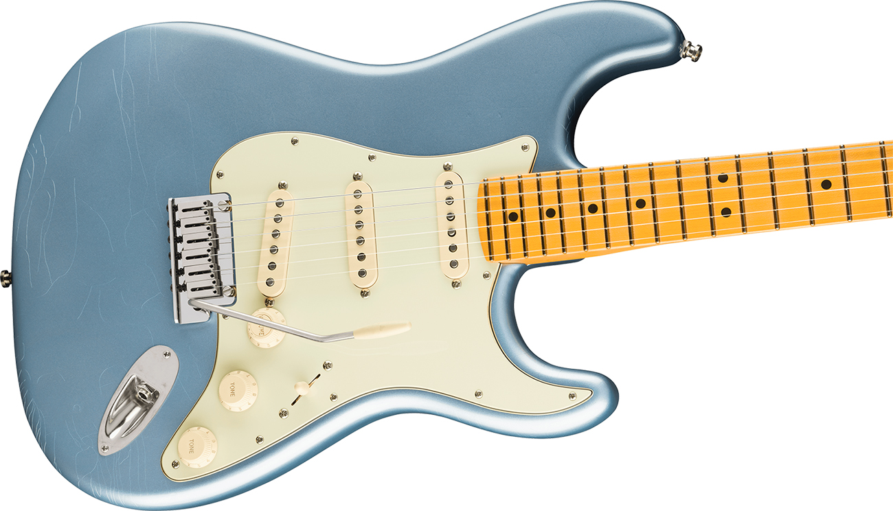 Fender Strat 60s American Ultra Luxe Ltd Usa 3s Trem Mn - Ice Blue Metallic - Guitare Électrique Forme Str - Variation 2