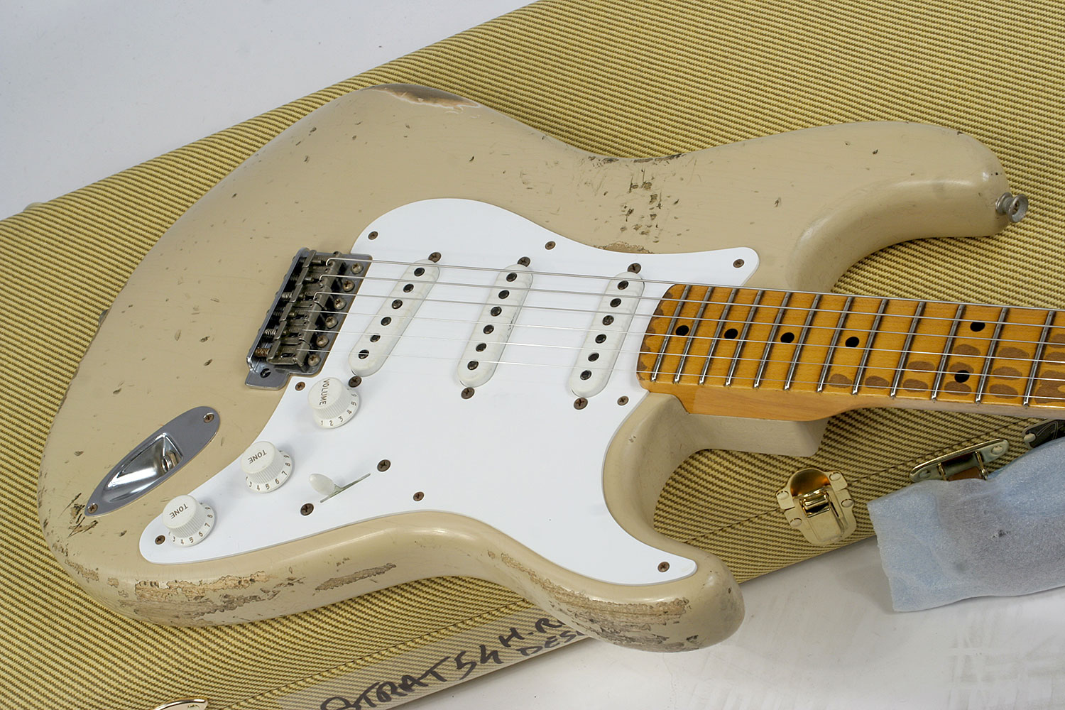 Fender Custom Shop Strat 1954 60th Anniversary Mn - Heavy Relic, Desert Sand - Guitare Électrique Forme Str - Variation 4