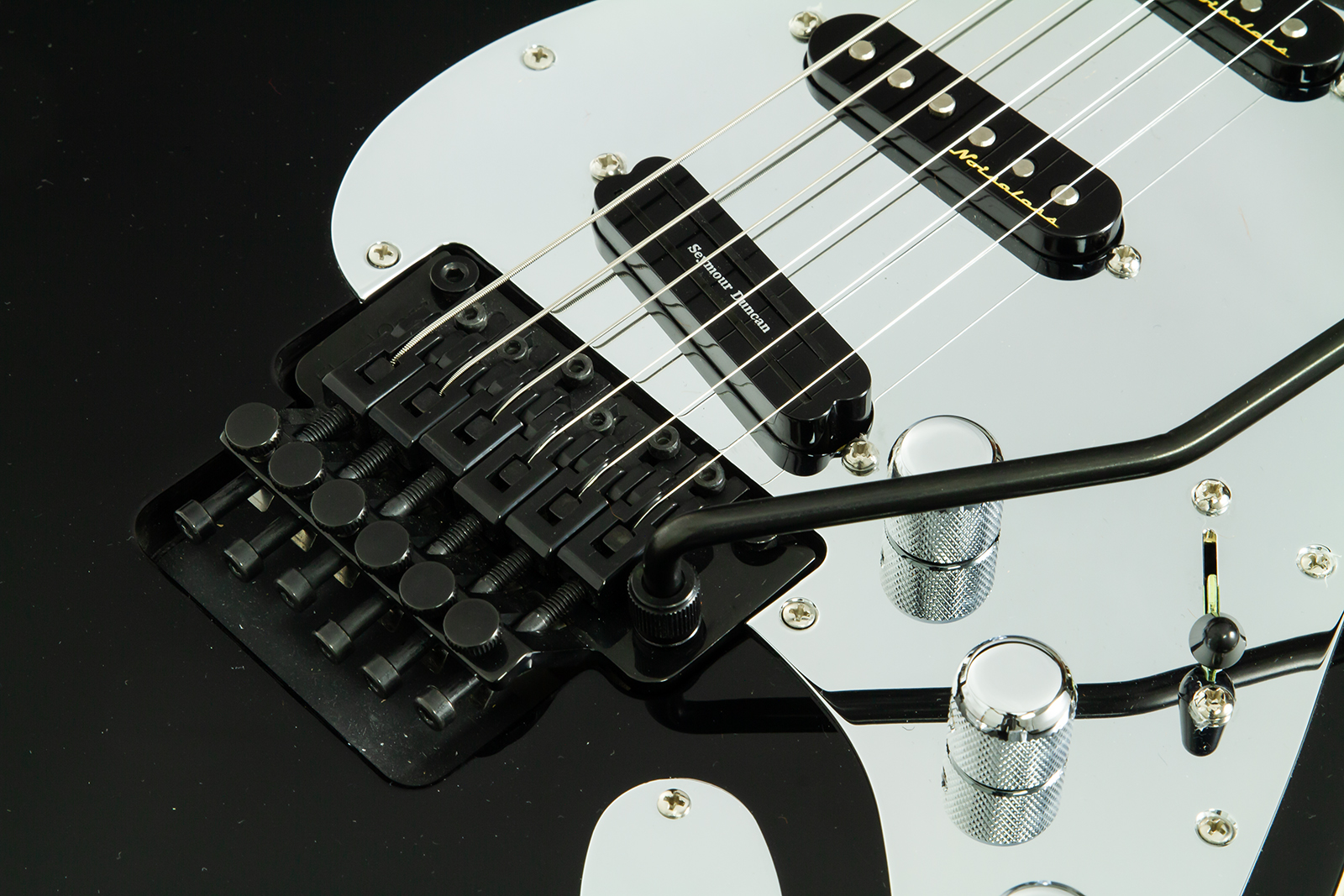 Fender Tom Morello Strat Mex Signature Hss Fr Rw #mx22308 - Black - Guitare Électrique Forme Str - Variation 5