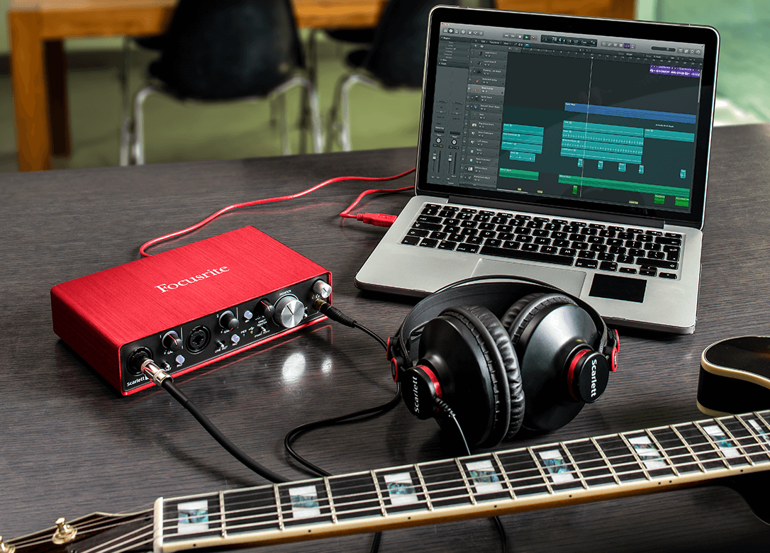 Focusrite Scarlett 2i4 - Carte Son Usb - Variation 3