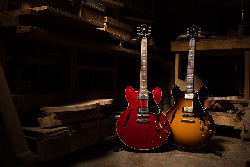 Gibson Custom Shop Historic Es335 Reissue 1961 2h Ht Rw - Vos Sixties Cherry - Guitare Électrique 1/2 Caisse - Variation 4