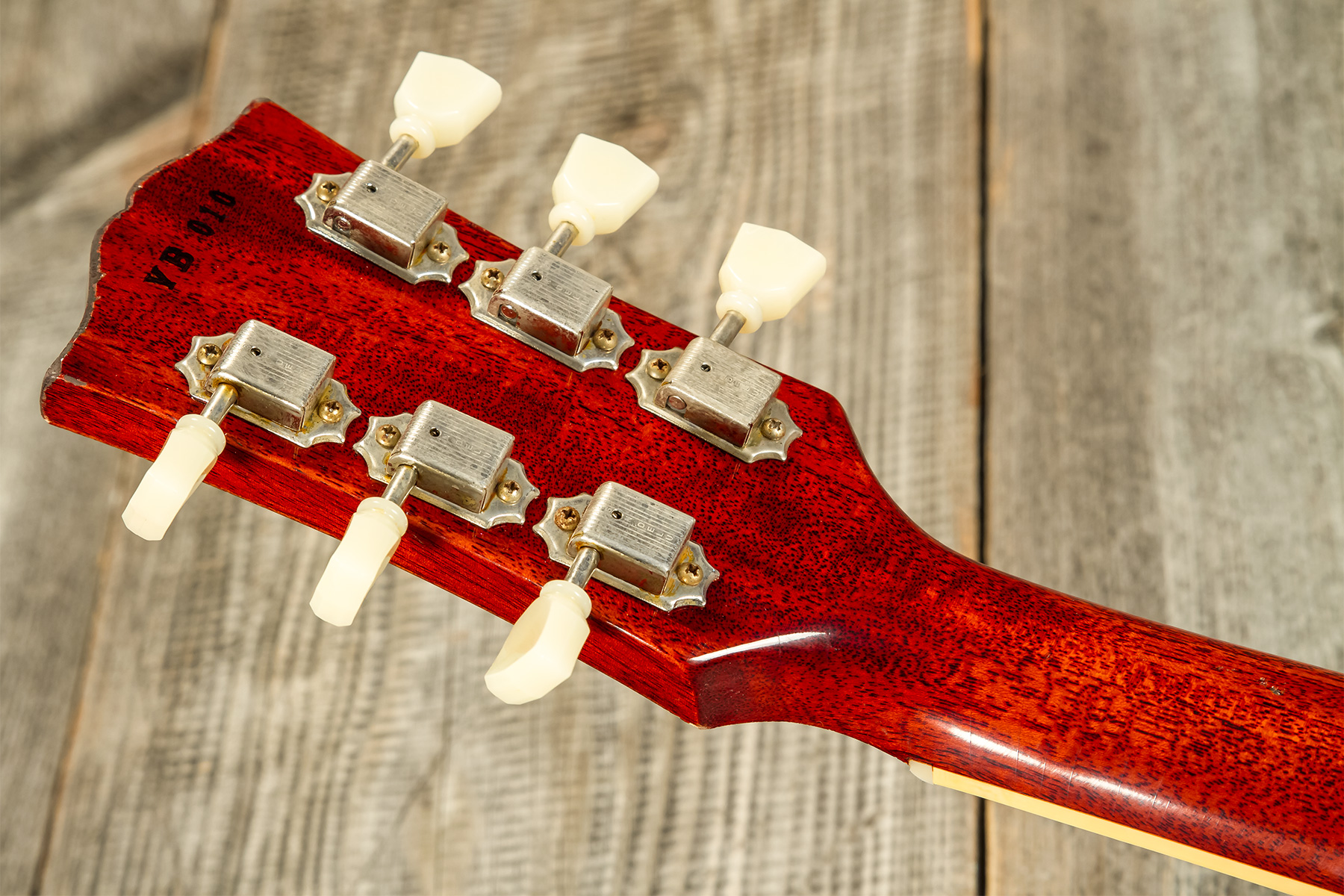 Gibson Custom Shop Jeff Beck Les Paul Standard 1959 Yardburst 2h Ht Rw #yb010 - Murphy Lab Aged Dark Cherry Sunburst - Guitare Électrique Single Cut -