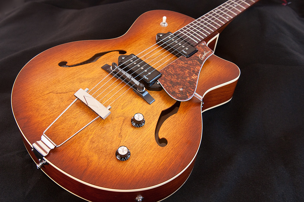 Godin 5th Avenue Kingpin 2p90 Cw - Cognac Burst - Guitare Électrique 3/4 Caisse & Jazz - Variation 2