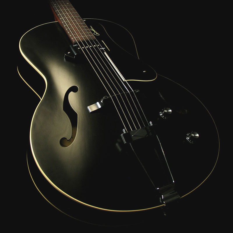 Godin 5th Avenue Kingpin P90 - Black - Guitare Électrique 3/4 Caisse & Jazz - Variation 2