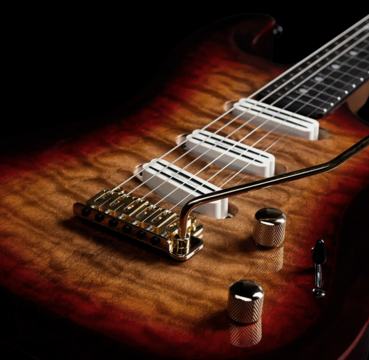 Godin Artisan Stiii 3h Trem En - Whiskey Burst - Guitare Électrique Forme Str - Variation 3