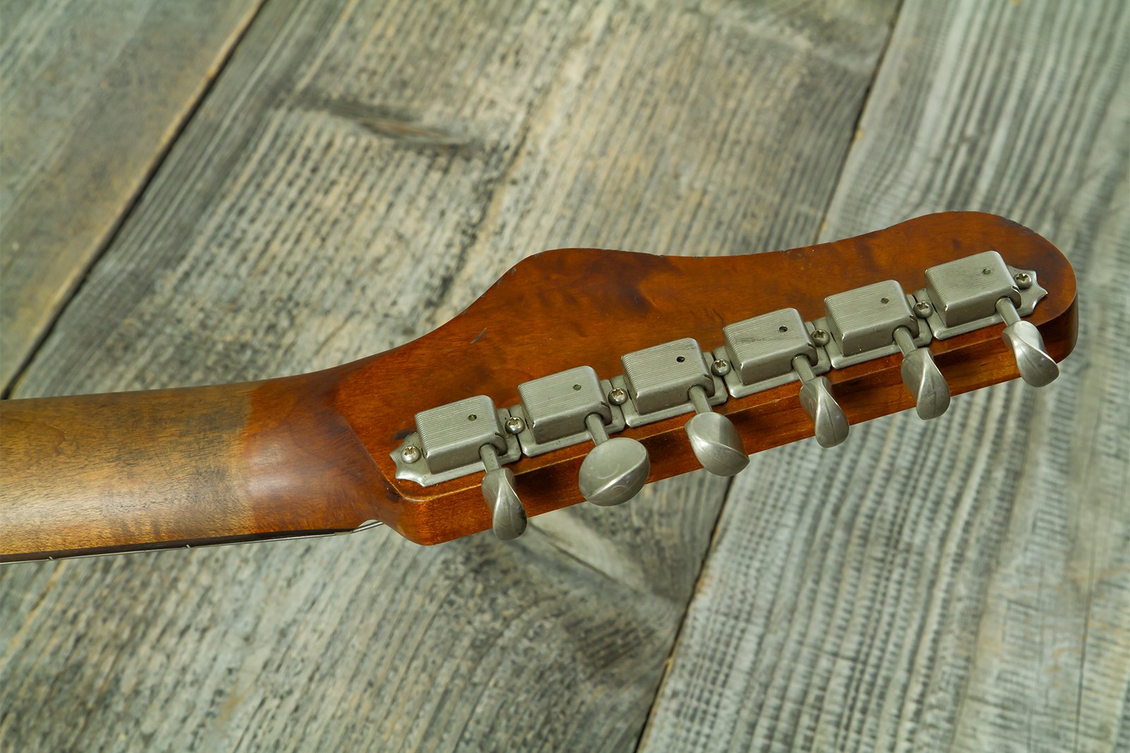 Haar Guitars Trad Jg 2s Amber Trem Rw #43594 - Aged Sherwood Green Metallic - Guitare Électrique RÉtro Rock - Variation 16
