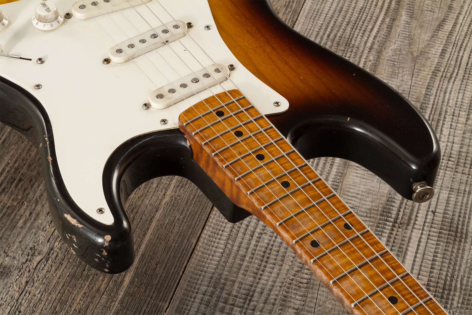 Haar Guitars Trad S 3s Lindy Fralin Trem Mn #42272 - Aged 2-tone Tobacco - Guitare Électrique Forme Str - Variation 5