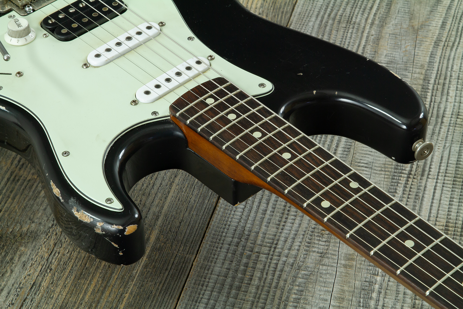 Haar Guitars Trad S Hss Amber Trem Rw #43517 - Aged Black - Guitare Électrique Forme Str - Variation 6