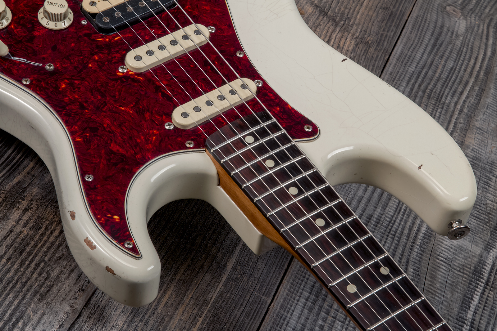 Haar Guitars Trad S Hss Lindy Fralin Trem Rw #42275 - Aged Olympic White - Guitare Électrique Forme Str - Variation 4